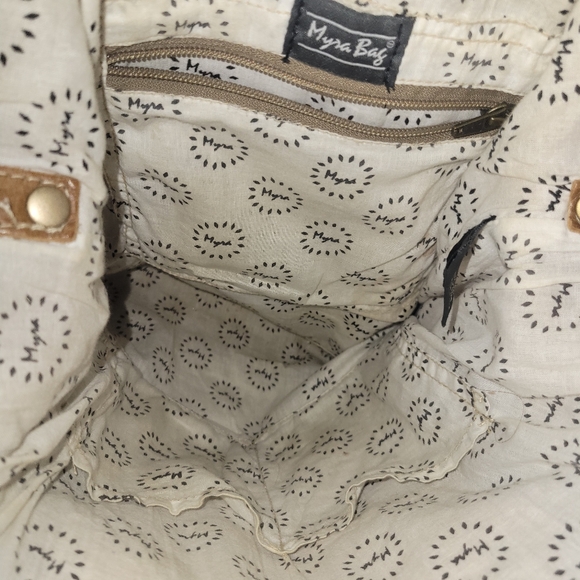 Myra Bags Button and Stitches Leather Tote Bag - Picture 12 of 15